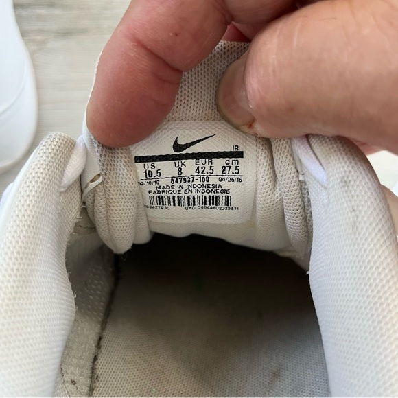 Nike Women’s Sport Lace up Cheer Shoes Size 10.5 Man Made Materials - Picture 2 of 9